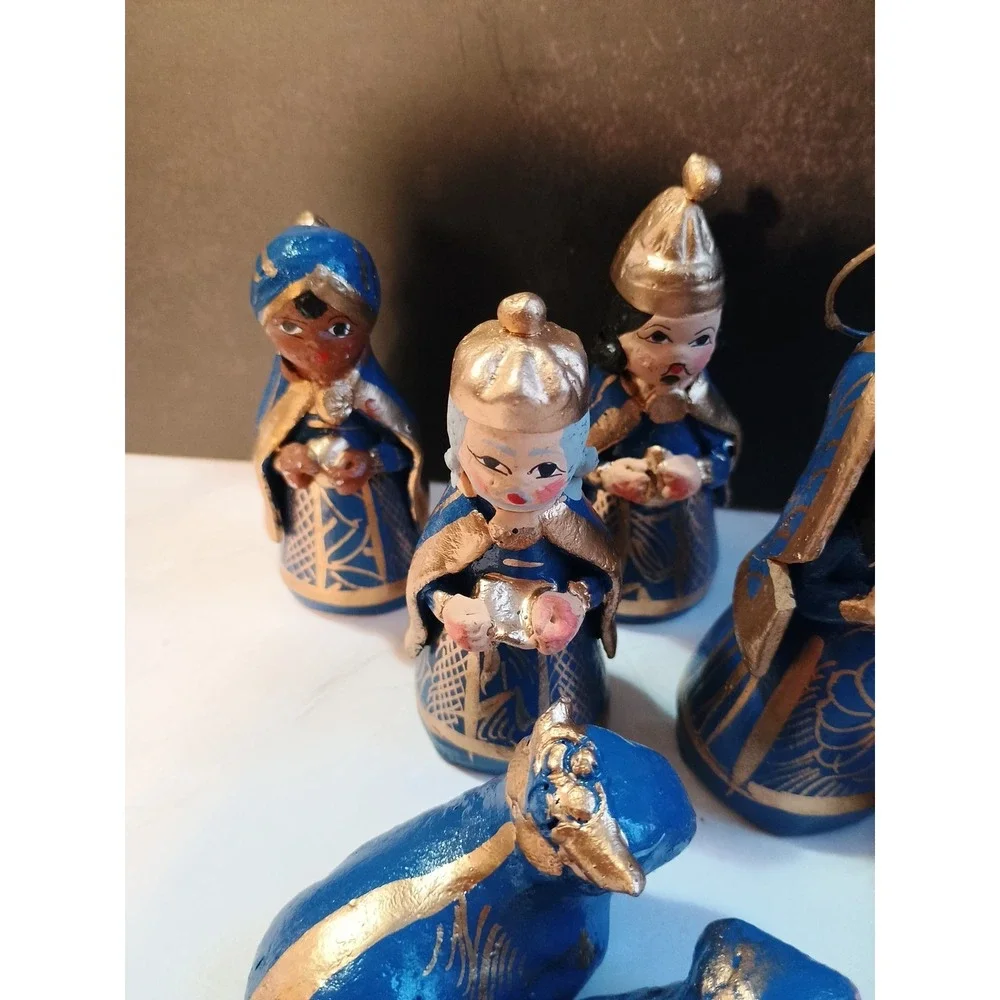 14 Piece Mexican Folk Art Christmas Nativity Set‎ Handpainted Blue Gold
